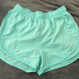 Nike womens size small dryfit running shorts mint green